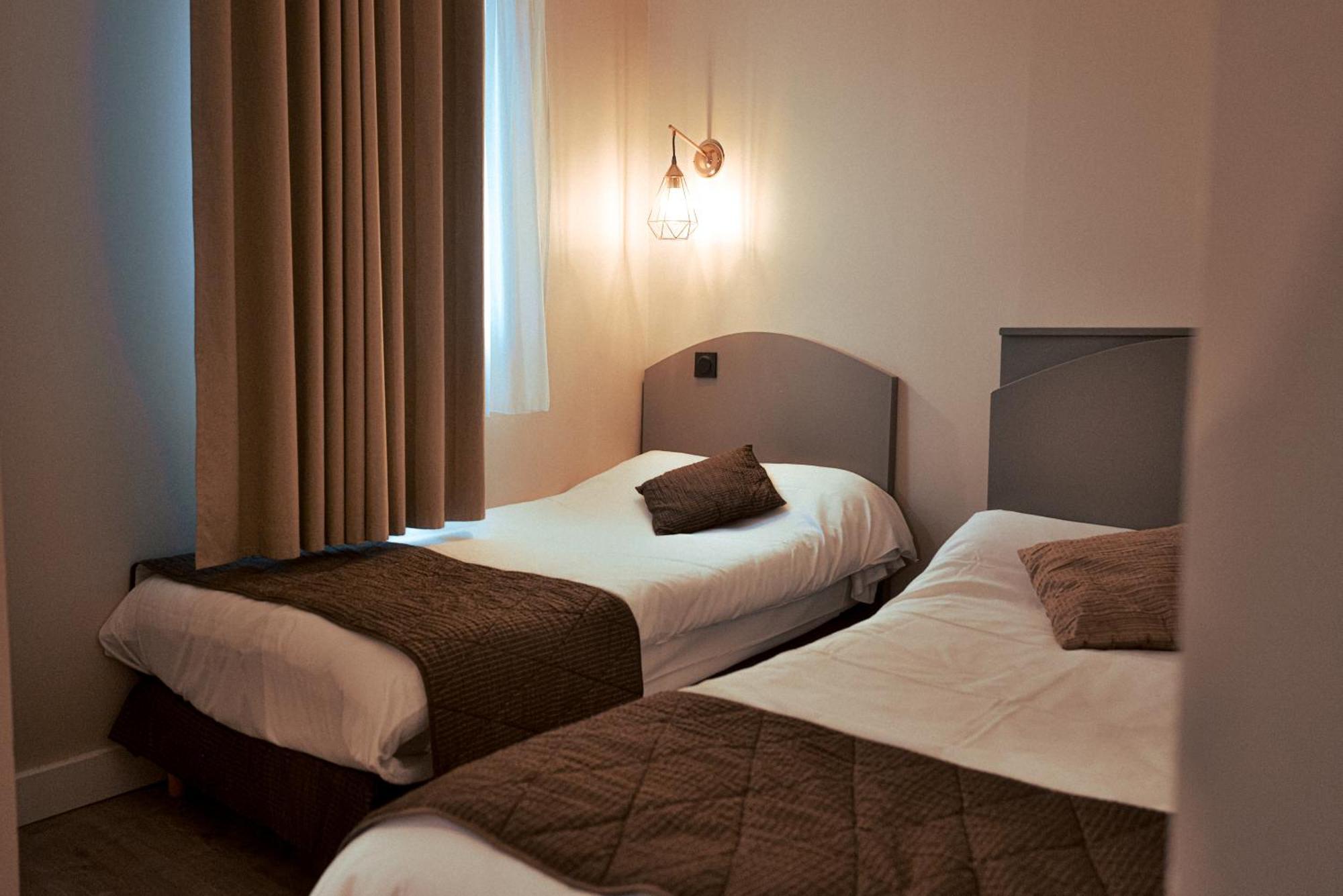 Nailloux Logis Hotel - Auberge Du Pastel - Hotel 3 Etoiles Et Restaurant מראה חיצוני תמונה